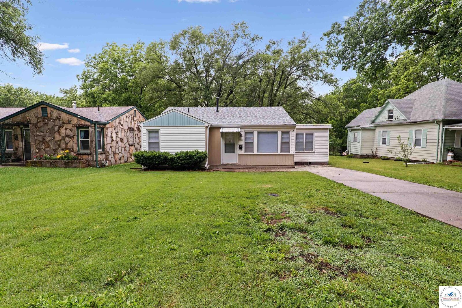 Property Photo: 1844 S Beacon MO 65301