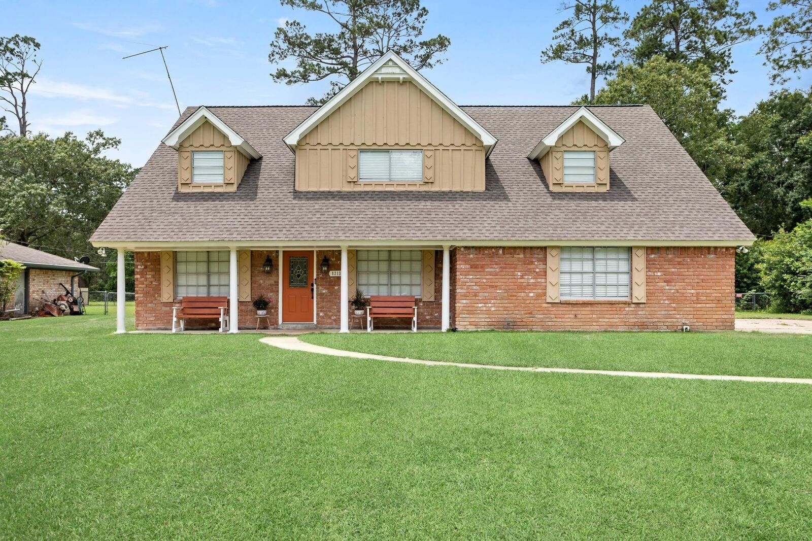 Property Photo:  8213 Canterbury Dr  TX 77632-0507 