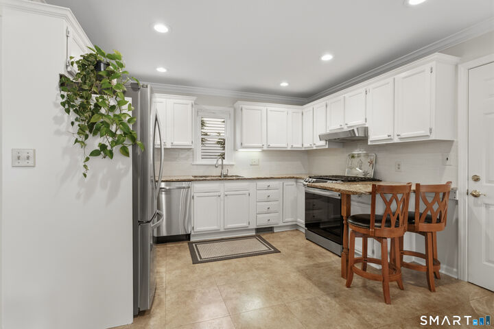 Property Photo:  116 Stuart Avenue  CT 06850 