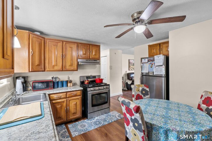 Property Photo:  1081 Blue Hills Avenue B  CT 06002 