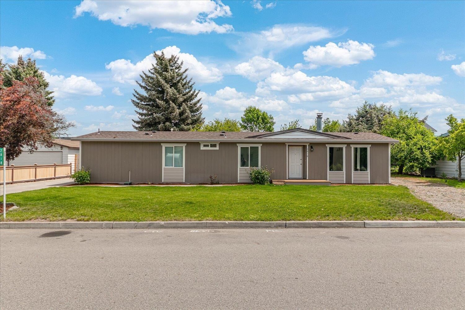 Property Photo:  2818 N Joel Rd  WA 99002 