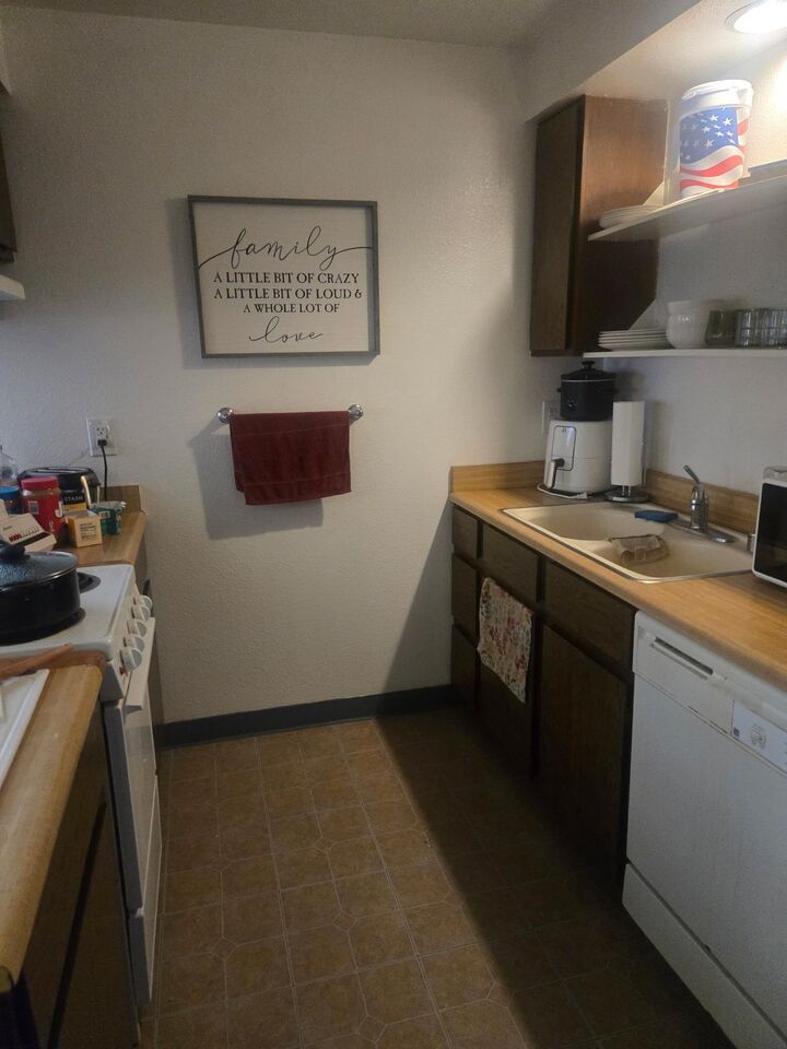 Property Photo: 811 W Spofford Ave WA 99205