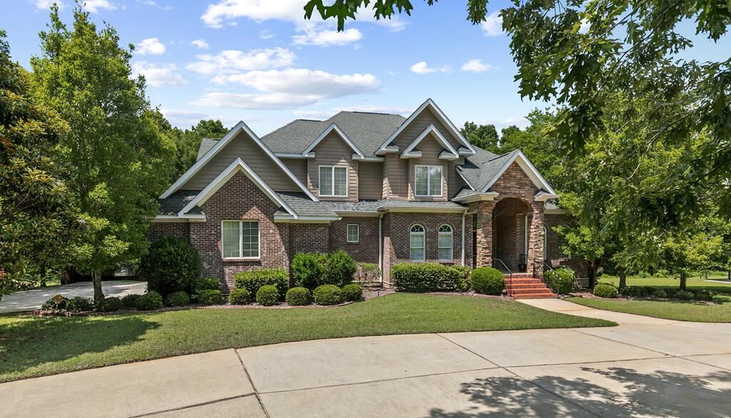 Property Photo:  320 Bocage  AL 36303 