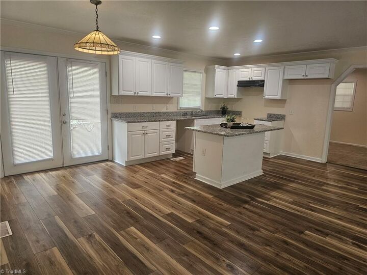 Property Photo:  218 Hall Street  NC 28144-2136 