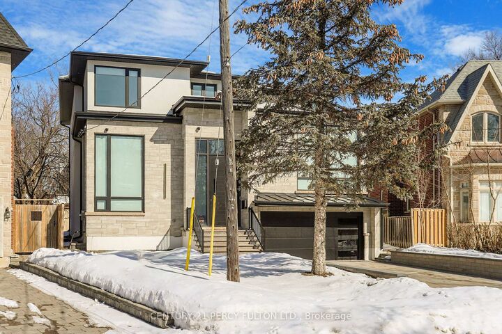 Photo de la propriété:  128 Anndale Drive  ON M2N 2X5 