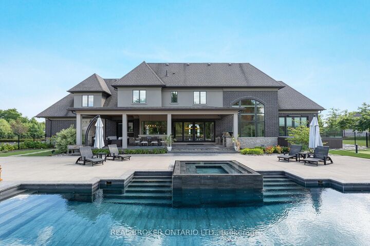 Property Photo: 26 Autumn Circle ON L0P 1H0