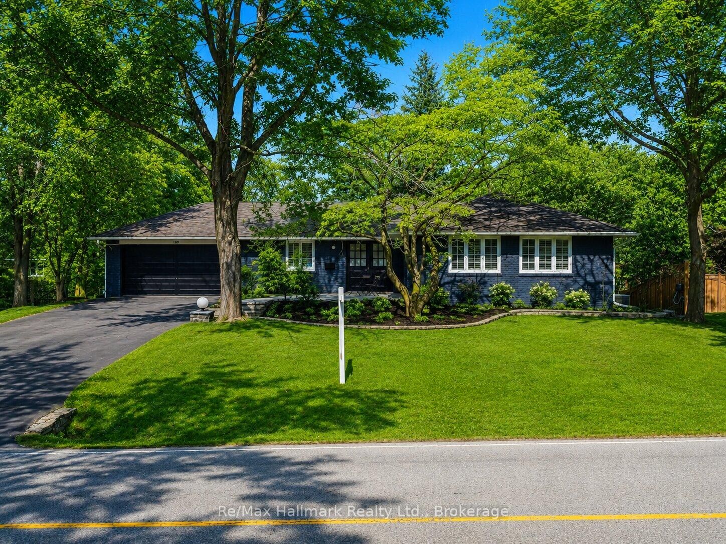 Property Photo: 169 Morrison Road ON L6J 4J3