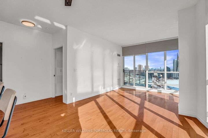 Property Photo: 185 Legion Road N Ph7 ON M8Y 0A1