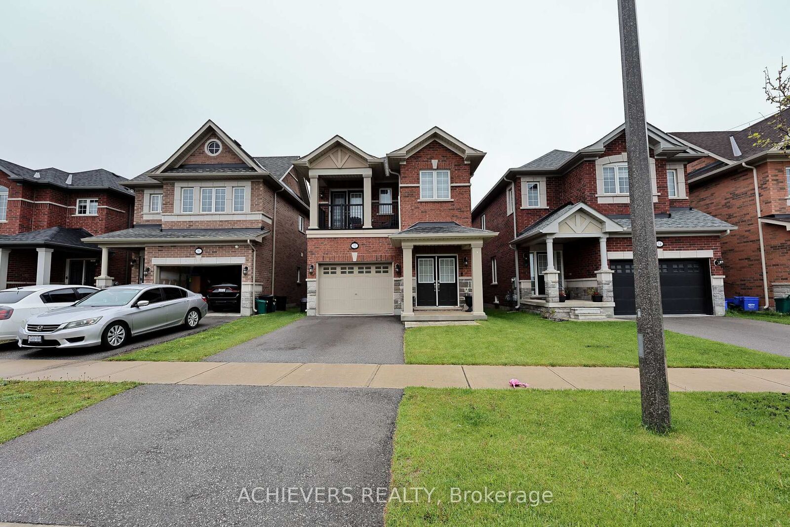 Property Photo: 52 Branigan Crescent ON L7G 0N1