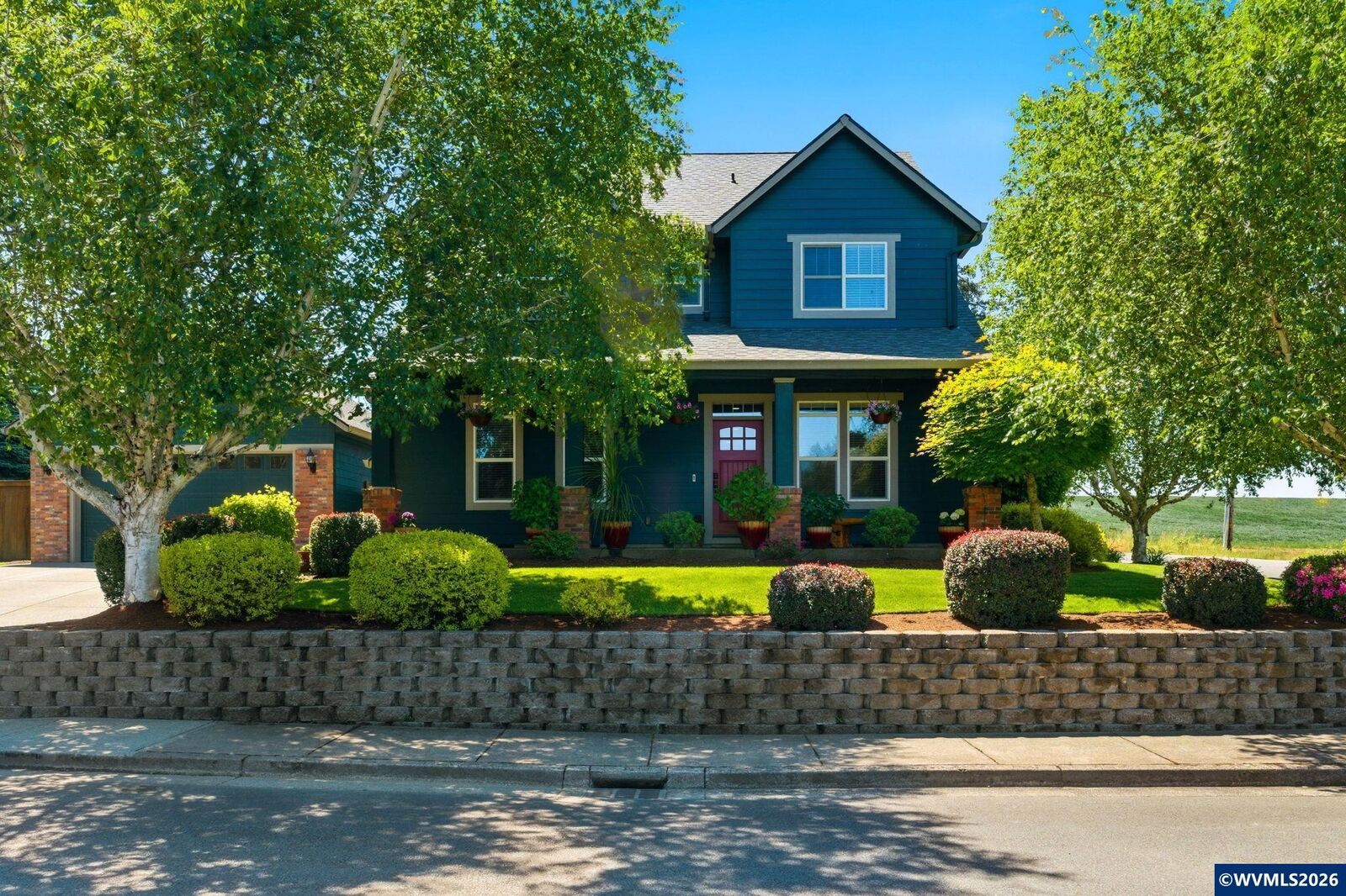 Property Photo: 844 NW Fred St OR 97385