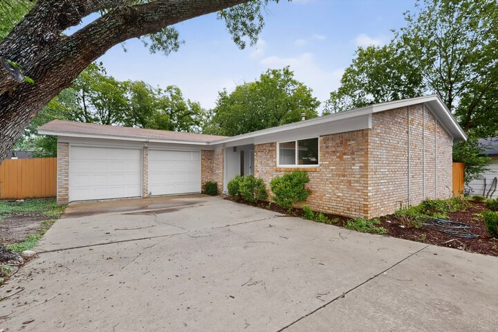 Property Photo:  9807 Dallum Drive  TX 78753 