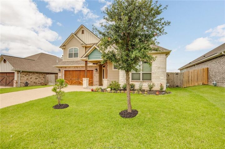Property Photo:  4025 Crestmont Drive  TX 77845-2073 