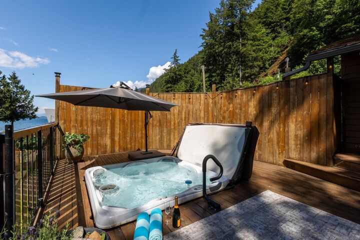 Property Photo: 6535 Rockwell Drive BC V0M 1A0
