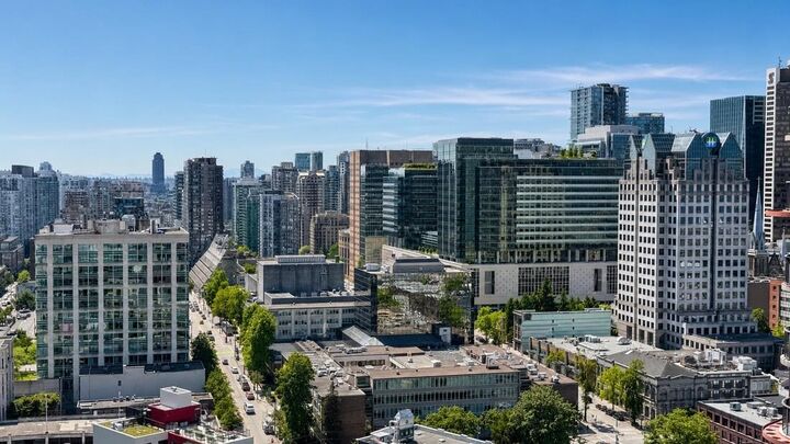 Property Photo: 108 W Cordova Street 2908 BC V6B 0G5