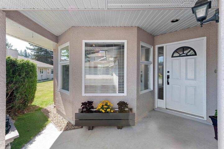 Property Photo: 15501 89A Avenue 178 BC V3R 0Z5