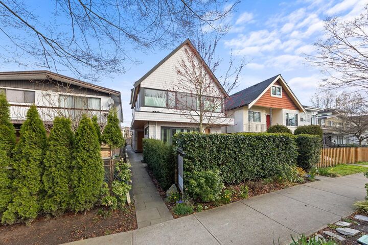 Property Photo: 529 E 17th Avenue BC V5V 1B4
