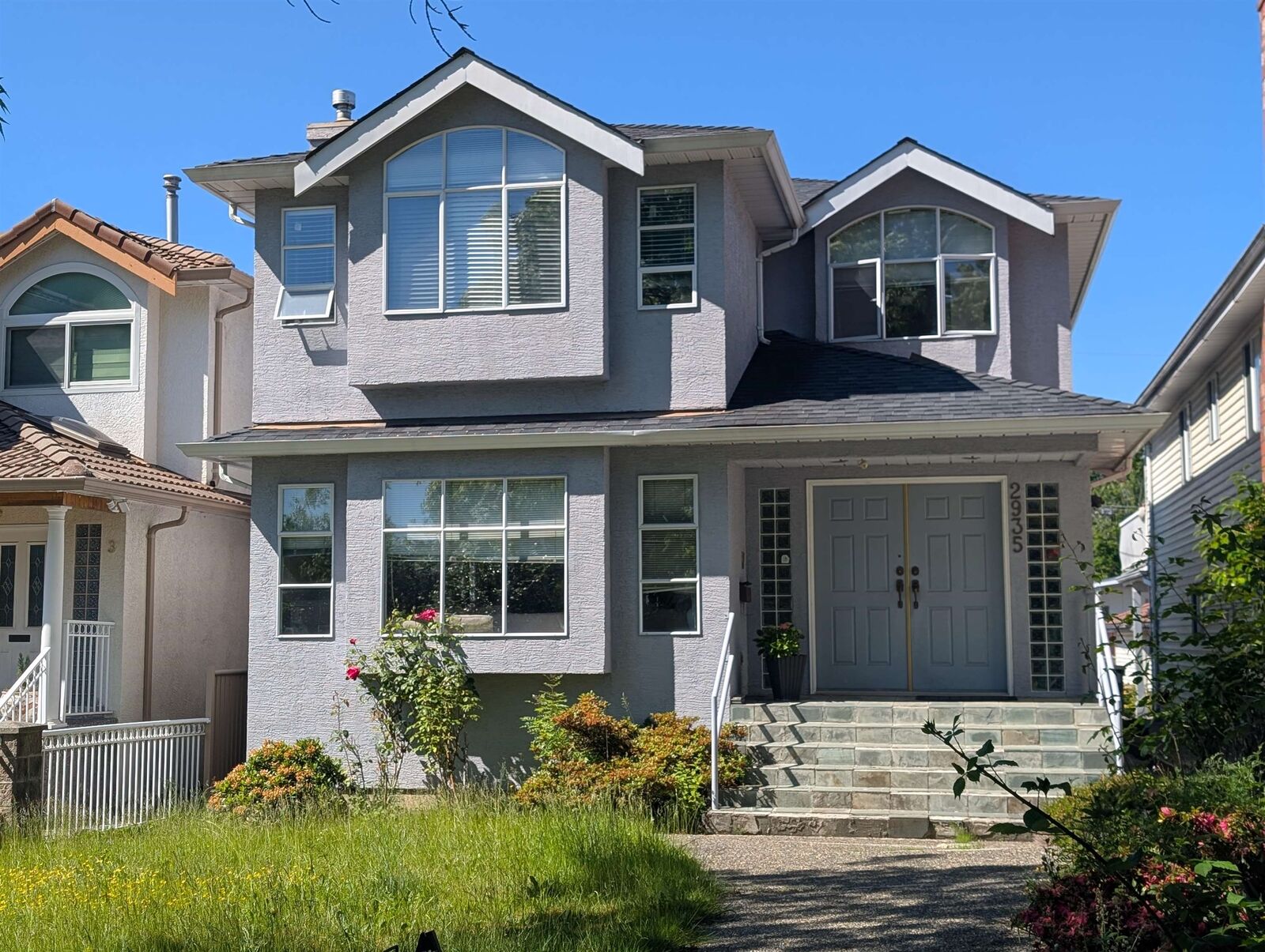 Property Photo: 2935 E 17th Avenue BC V5M 2N4