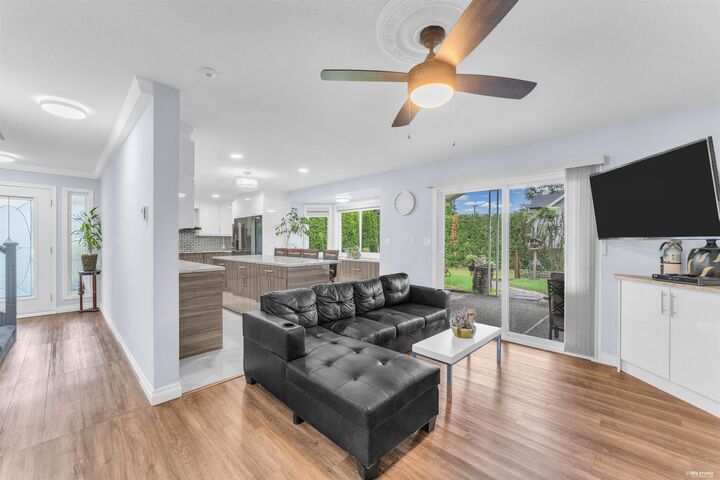 Property Photo: 41355 Yarrow Central Road BC V2R 5G5