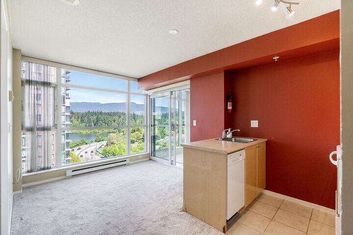 Property Photo: 1889 Alberni Street Ph110 BC V6G 3G7
