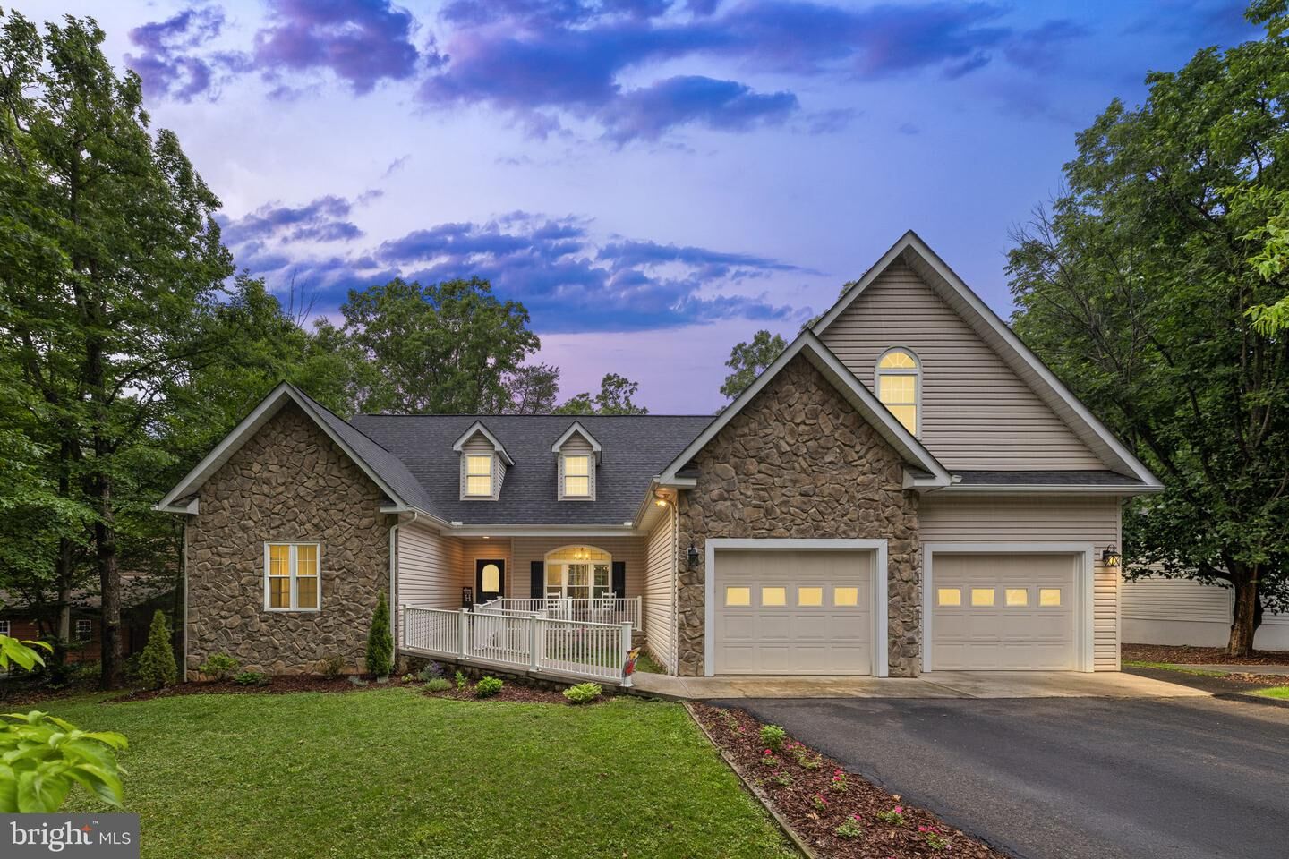 Property Photo:  126 Yorktown Boulevard  VA 22508 