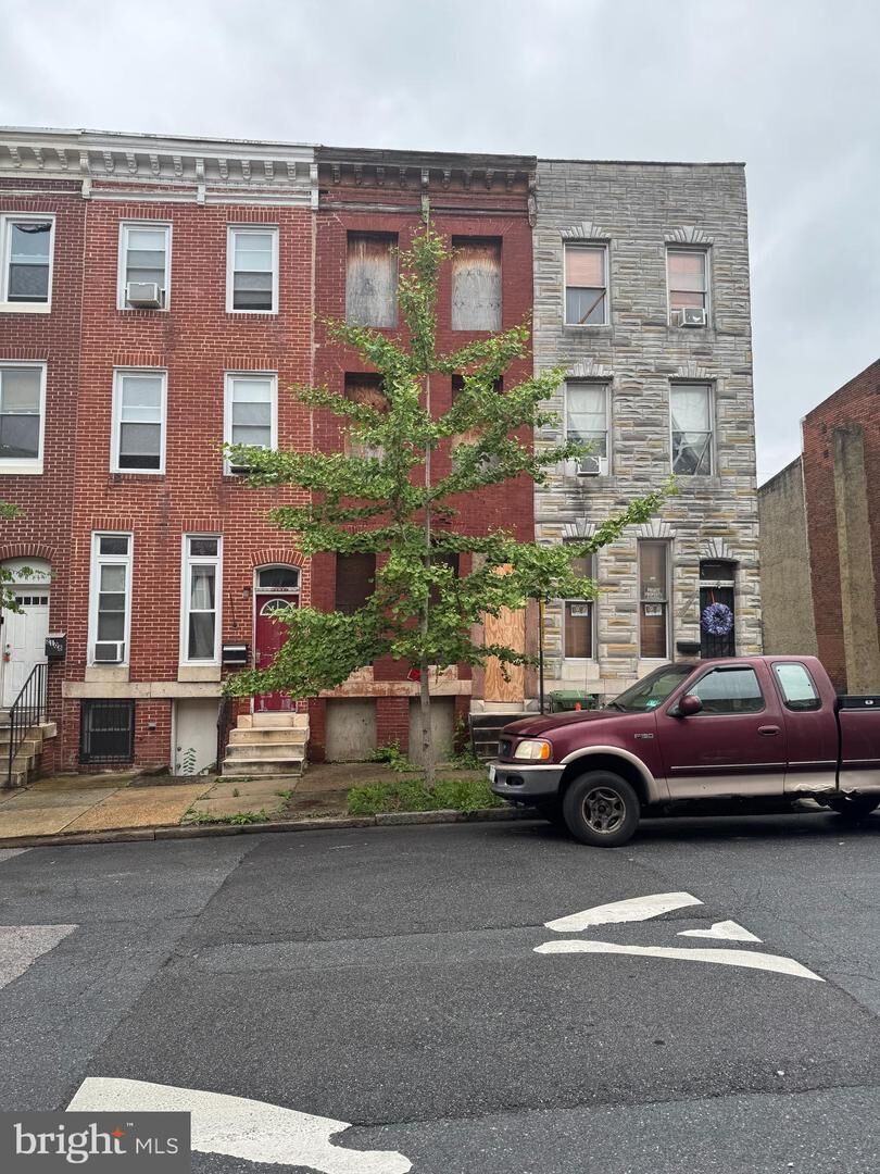 Property Photo:  2112 Division Street  MD 21217 