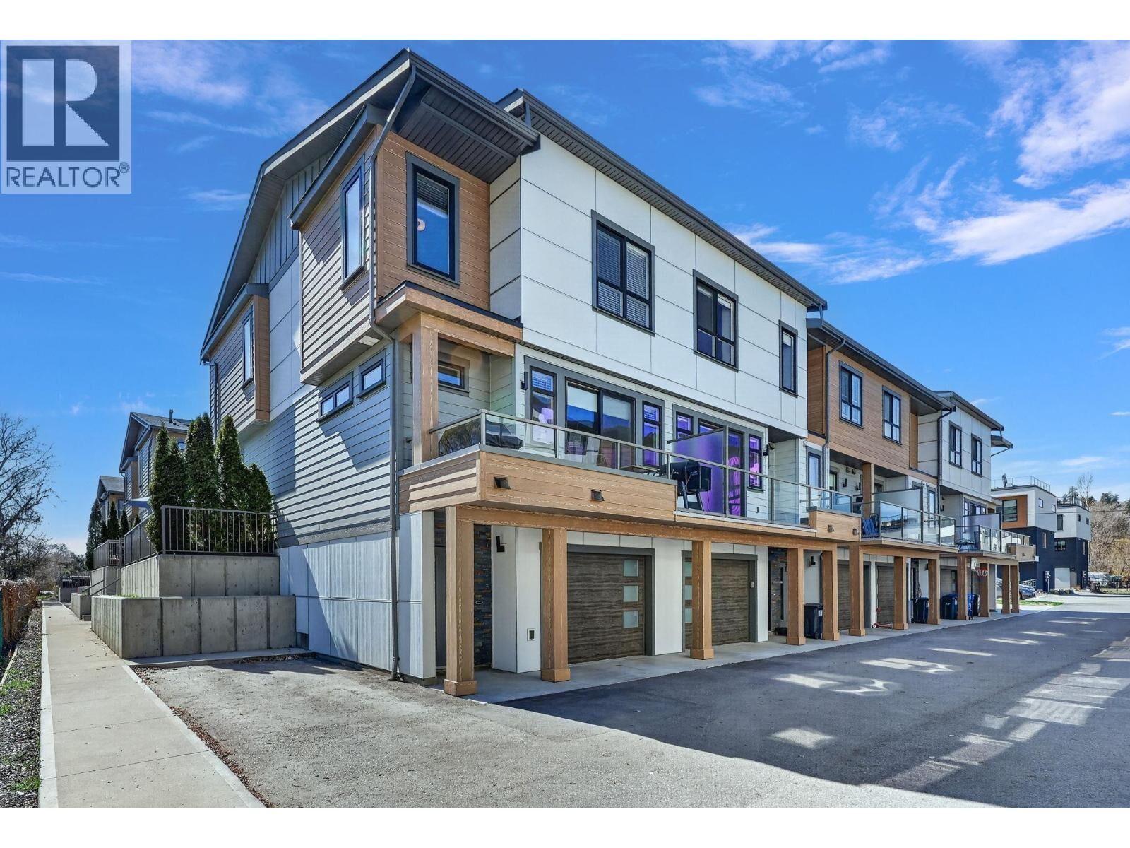 Property Photo: 11581 Rogers Road 201 BC V4V 1X8