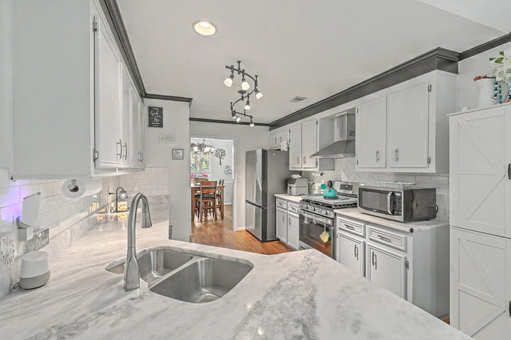 Property Photo:  188 Bamert Street  SC 29483 