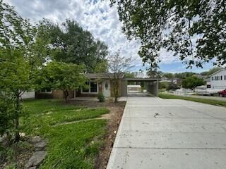 Property Photo:  1621 Lookout Street  OH 43130 