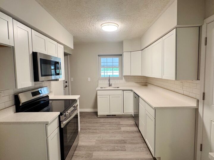 Property Photo:  1621 Lookout Street  OH 43130 