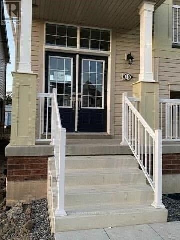 Property Photo: 10 Esther Crescent ON L3B 5N5