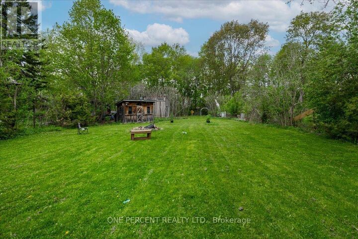 Property Photo:  224 Foster Drive  ON L4N 3X8 