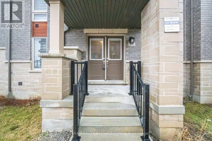 Property Photo:  68 Donald Ficht Crescent  ON L7A 0B7 