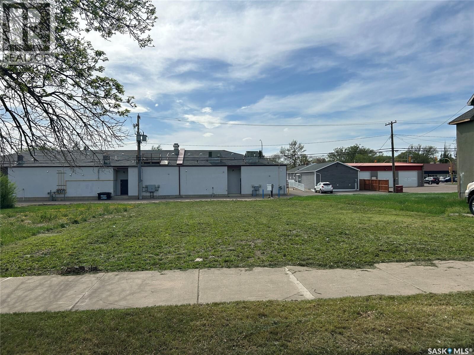 Property Photo:  1471 101st Street  SK S9A 1A1 