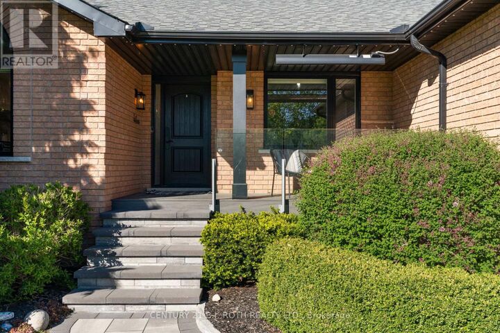 Property Photo:  151 Wildwood Trail  ON L4N 7Z7 