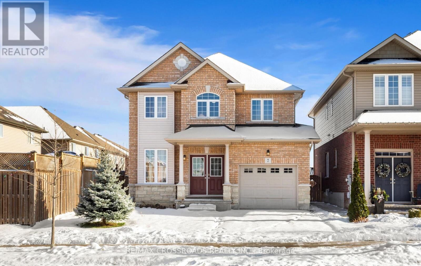 Property Photo: 7 Colorado Boulevard ON L0R 1P0