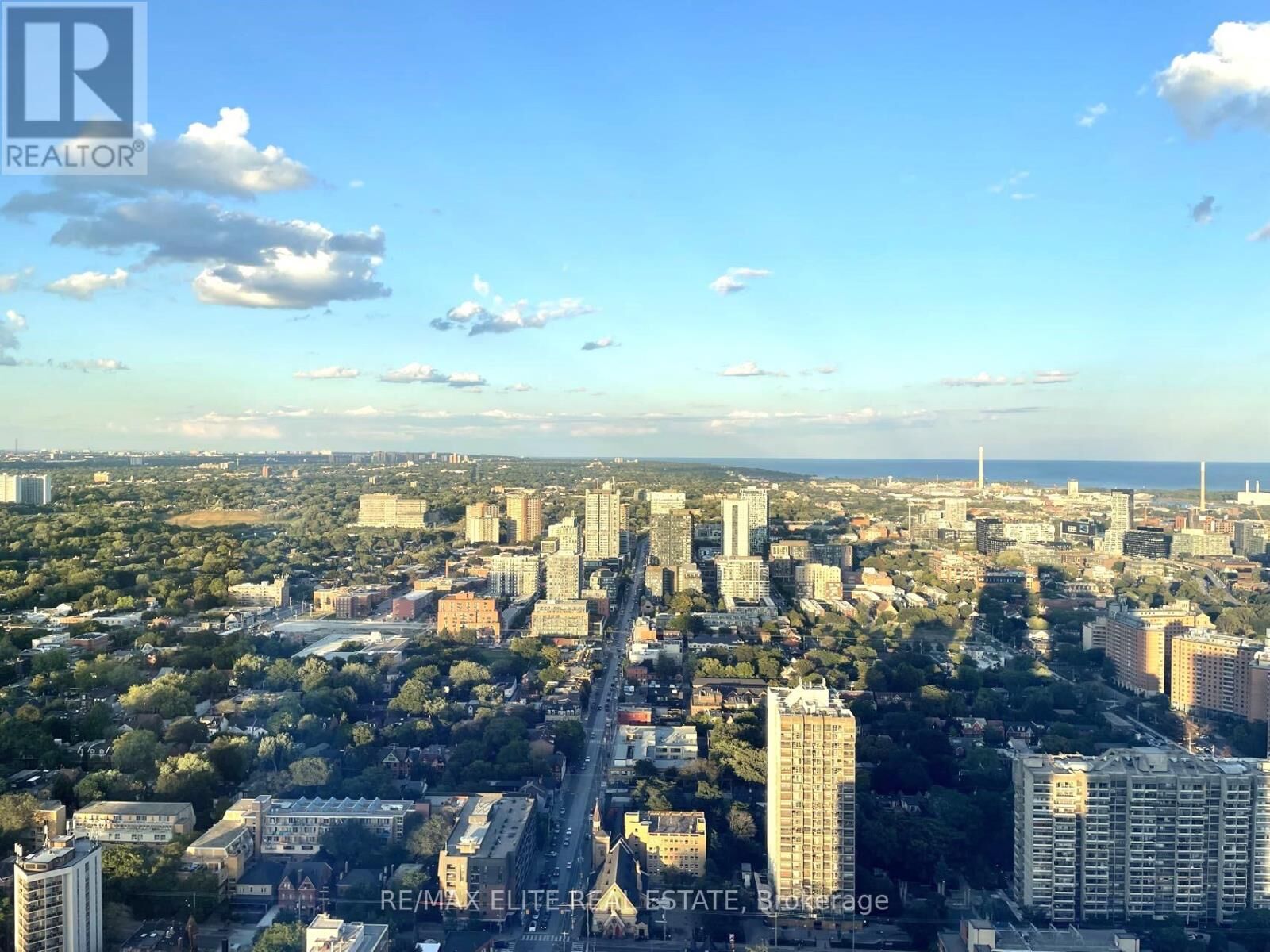 Property Photo:  251 Jarvis Street Ph 5003  ON M5B 0C3 