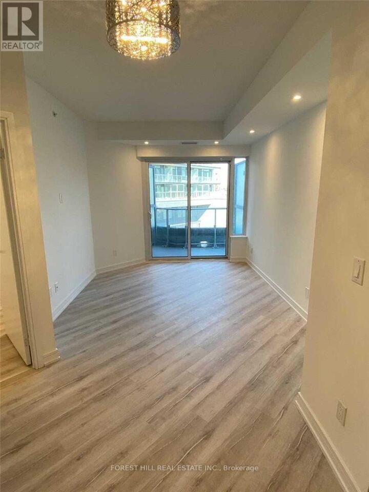 Property Photo:  621 Sheppard Avenue East 303  ON M2K 1B5 