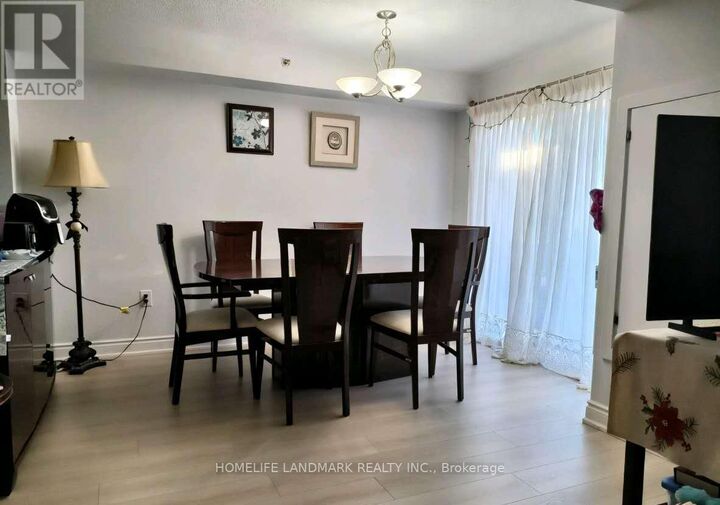 Property Photo:  75 Weldrick Road East 818  ON L4C 0H9 