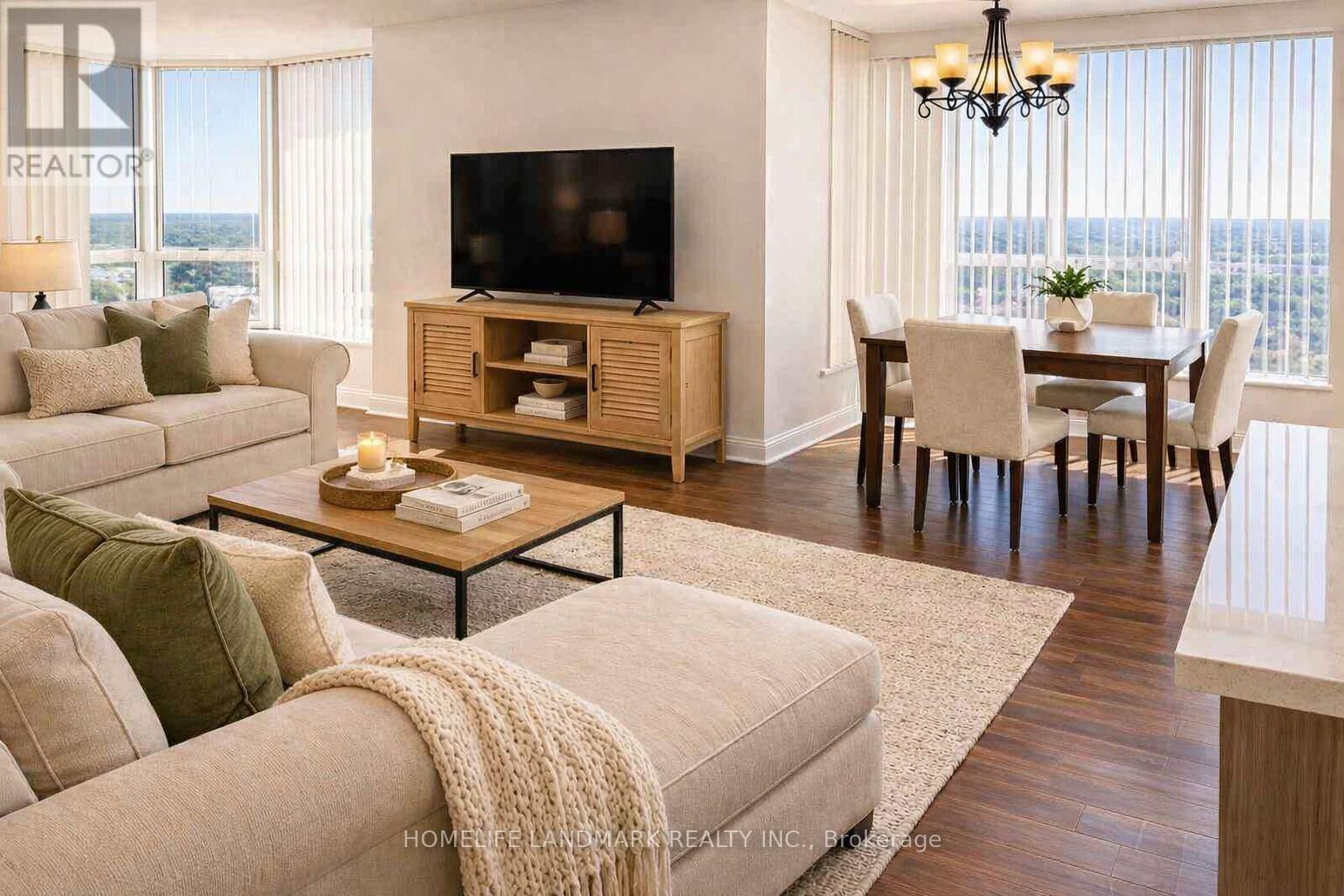 Property Photo:  22 Hanover Road 1510  ON L6S 5K7 