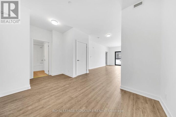 Property Photo:  51 Clarington Boulevard 111  ON L1C 0A1 