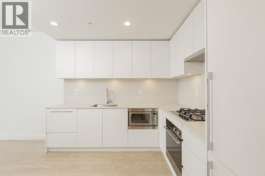 Property Photo:  2181 Madison Avenue 3010  BC V5C 0N4 