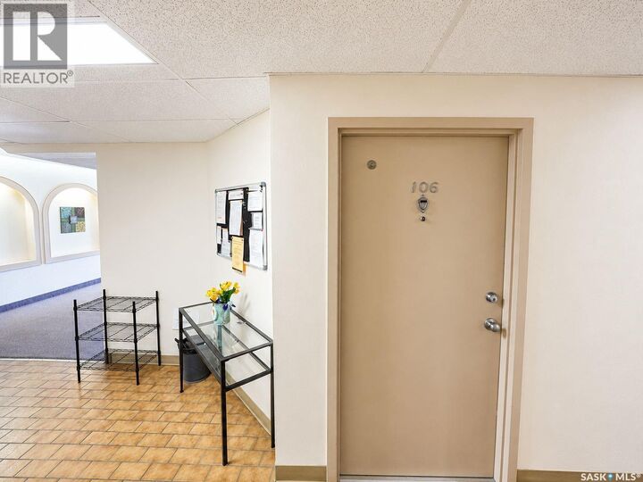 Property Photo: 106 20 Kleisinger Crescent SK S4R 7M3
