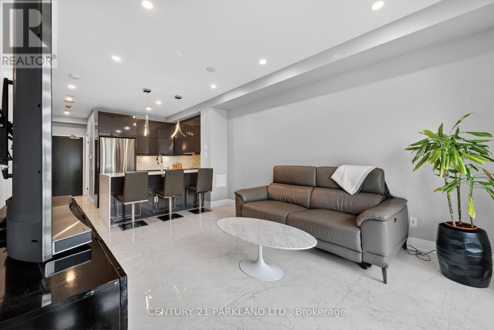 Property Photo: 5 Marine Parade Drive 411 ON M8V 4B4