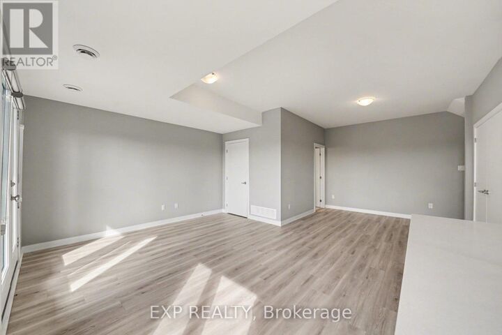 Property Photo: 509 Southfield Way B ON K4A 5N7