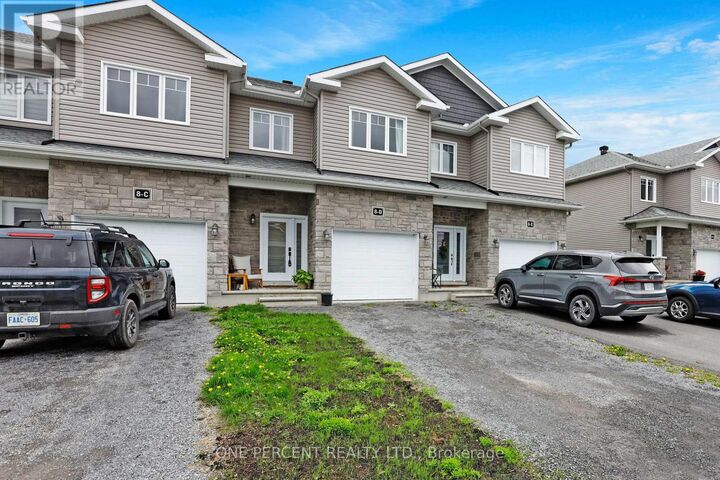 Property Photo:  8D George Street  ON K0A 1R0 