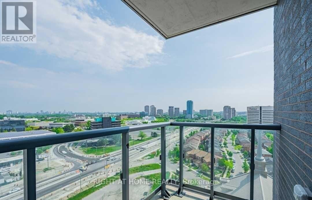 Property Photo:  6 Sonic Way 1604  ON M3C 0P1 