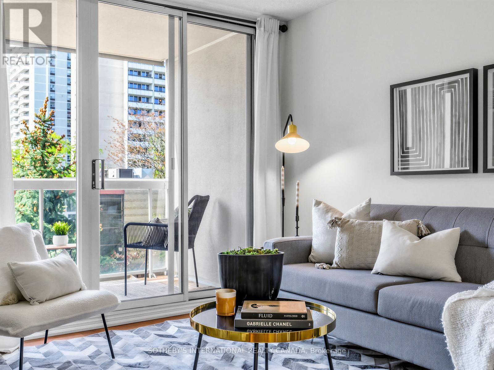 Property Photo: 225 Merton Street 307 ON M4S 3H1