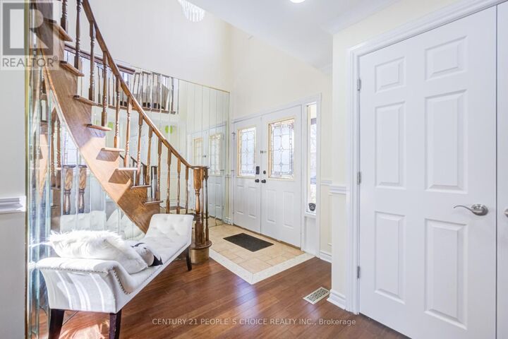 Property Photo: 21 Dagwell Crescent ON L1T 3M8