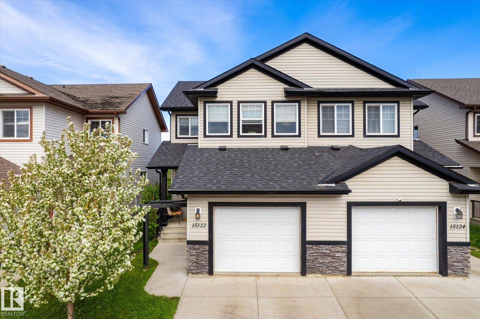 Property Photo:  15122 33 Street NW  AB T5Y 0J7 