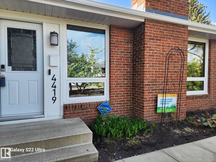 Property Photo:  4419 43 Avenue  AB T9E 4R3 